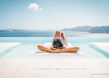 17 companies that hire remote workers and offer paid vacation perks